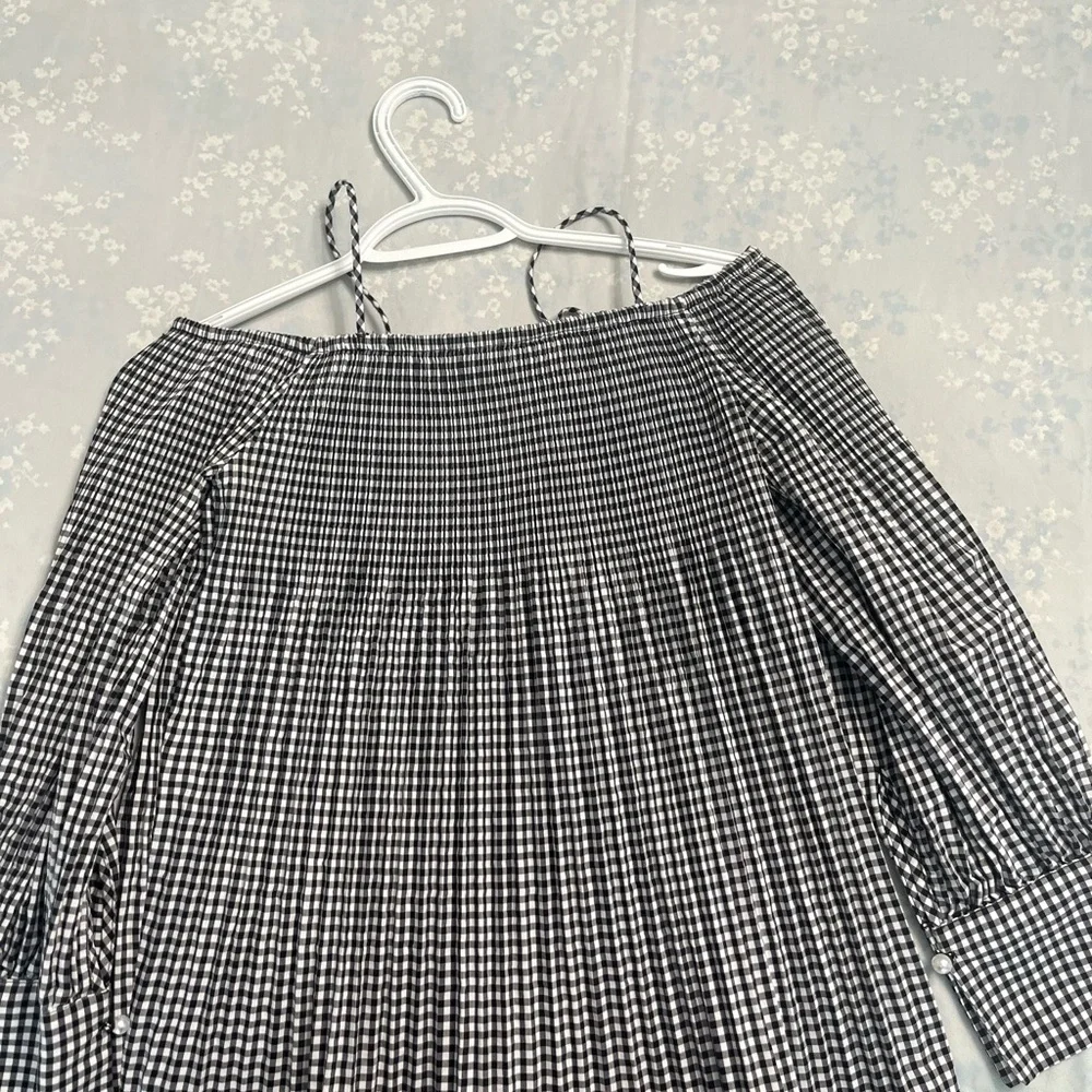 Black and White Gingham Skirt - Picture 2 of 9